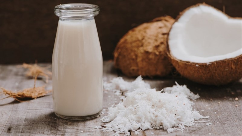 Sữa dừa - coconut milk là gì? Phân biệt coconut milk và coconut cream